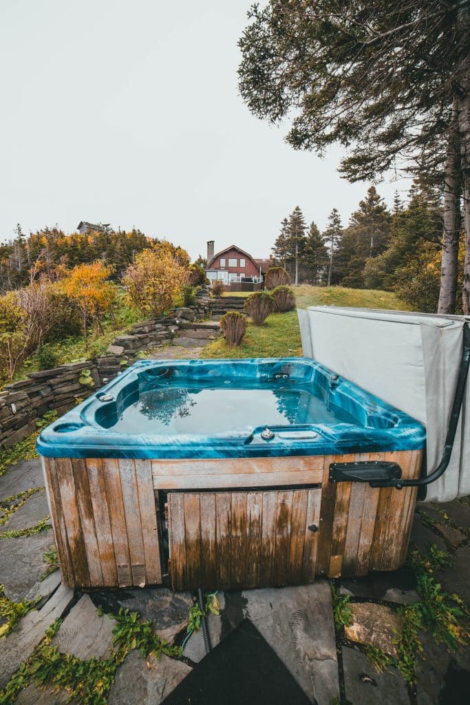 Read more about the article Hot Tub Size Matters: Handling Different Types and Models